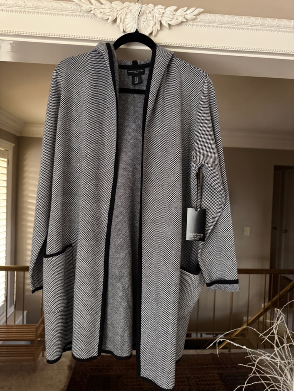 Adrienne Vittadini Black & White Hooded Open-Front Sweater